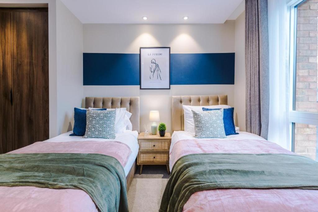 Exquisite Abode Sleeps 6! Apartment *
