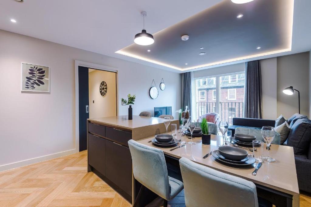 Exquisite Abode Sleeps 6! Apartment *