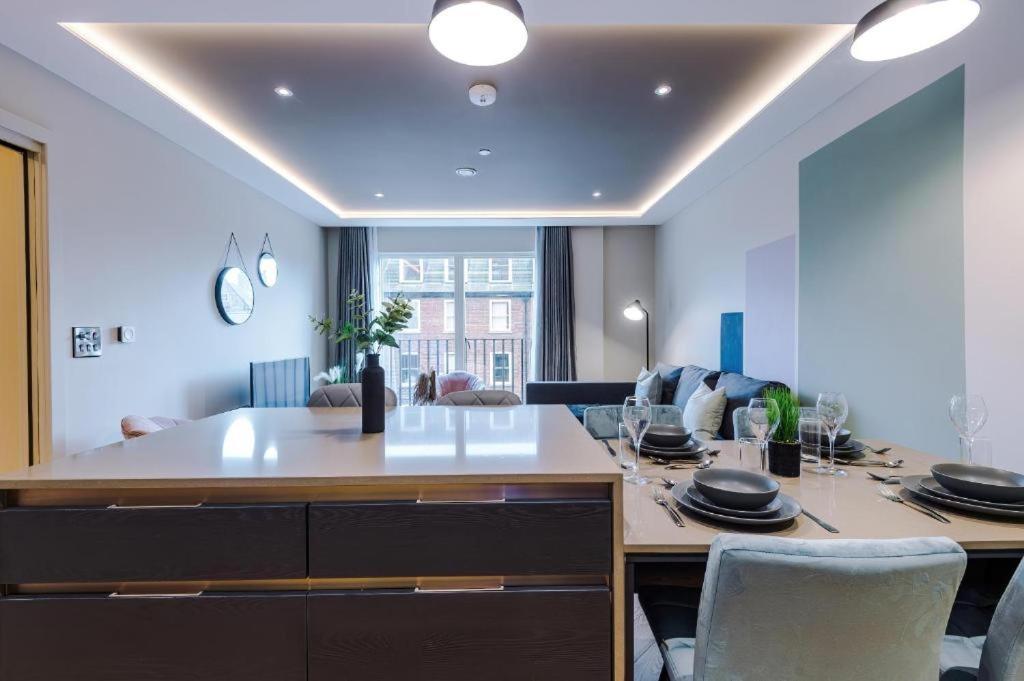 Exquisite Abode Sleeps 6! Apartment *