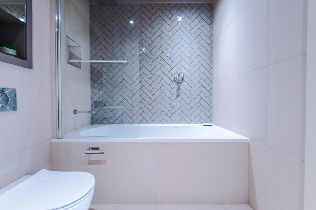 Exquisite Abode Sleeps 6! Apartamento York